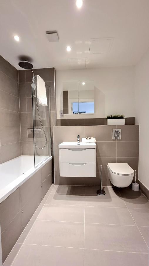 Roomspace Serviced Apartments - Kew Bridge Court London Exterior foto